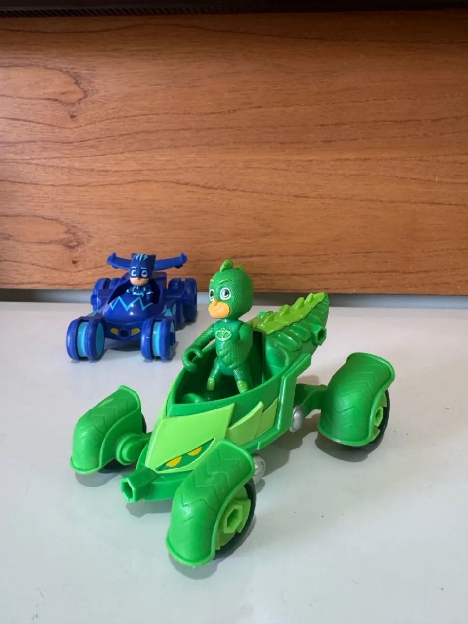 Carrinhos PJ Masks - Catboy e Gekko - Menino gato e Lagartixo  - Foto 4