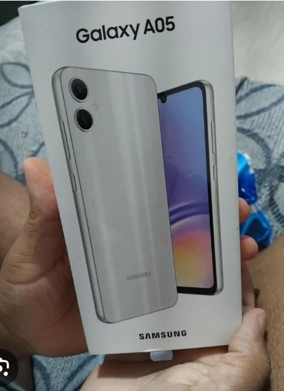 新品未使用 Samsung Galaxy A05 本体 シルバー samsung a05