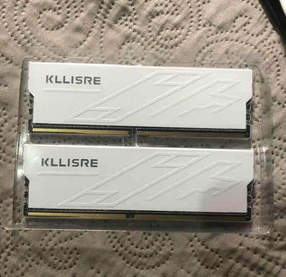 Memória RAM 32 GB DDR4 3200 MHz para PC Gamer 