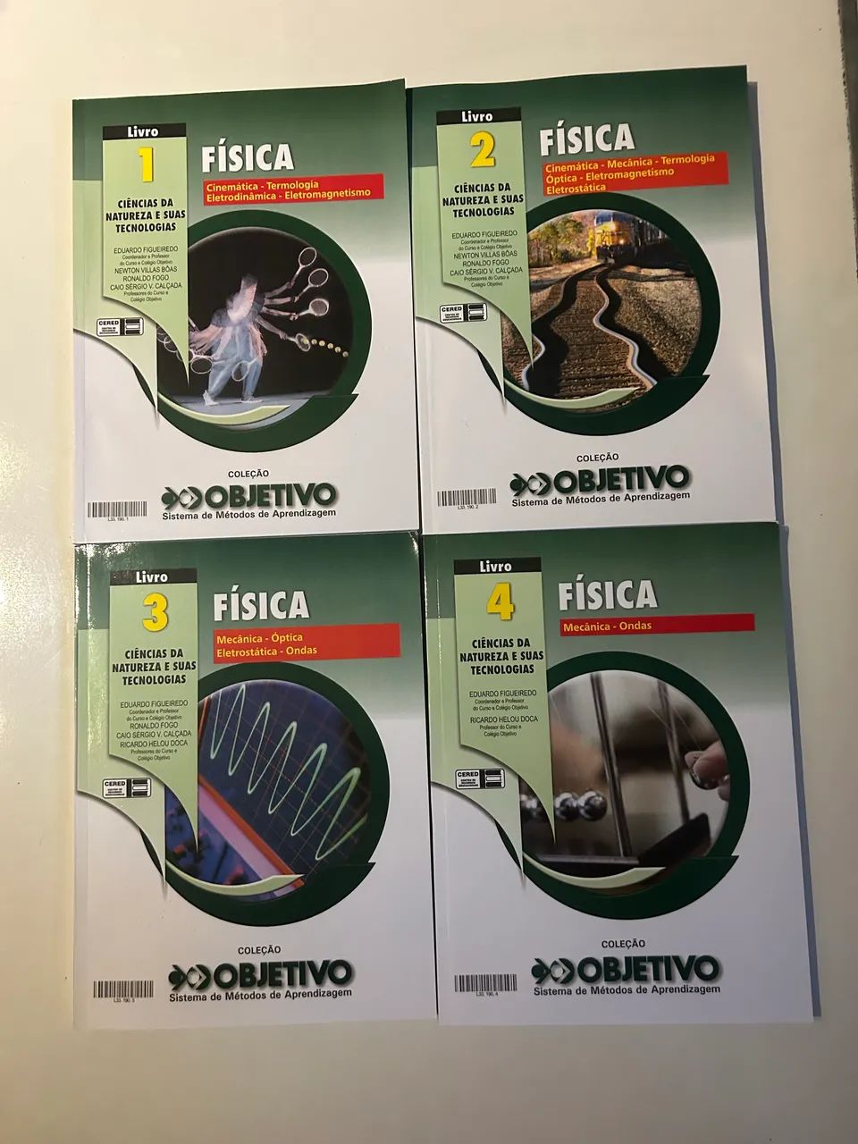 livro didático física  coleção objetivo  2024 4/4 - Foto 3