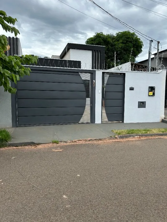 Casa Térrea com 1 suíte mais 2 quartos