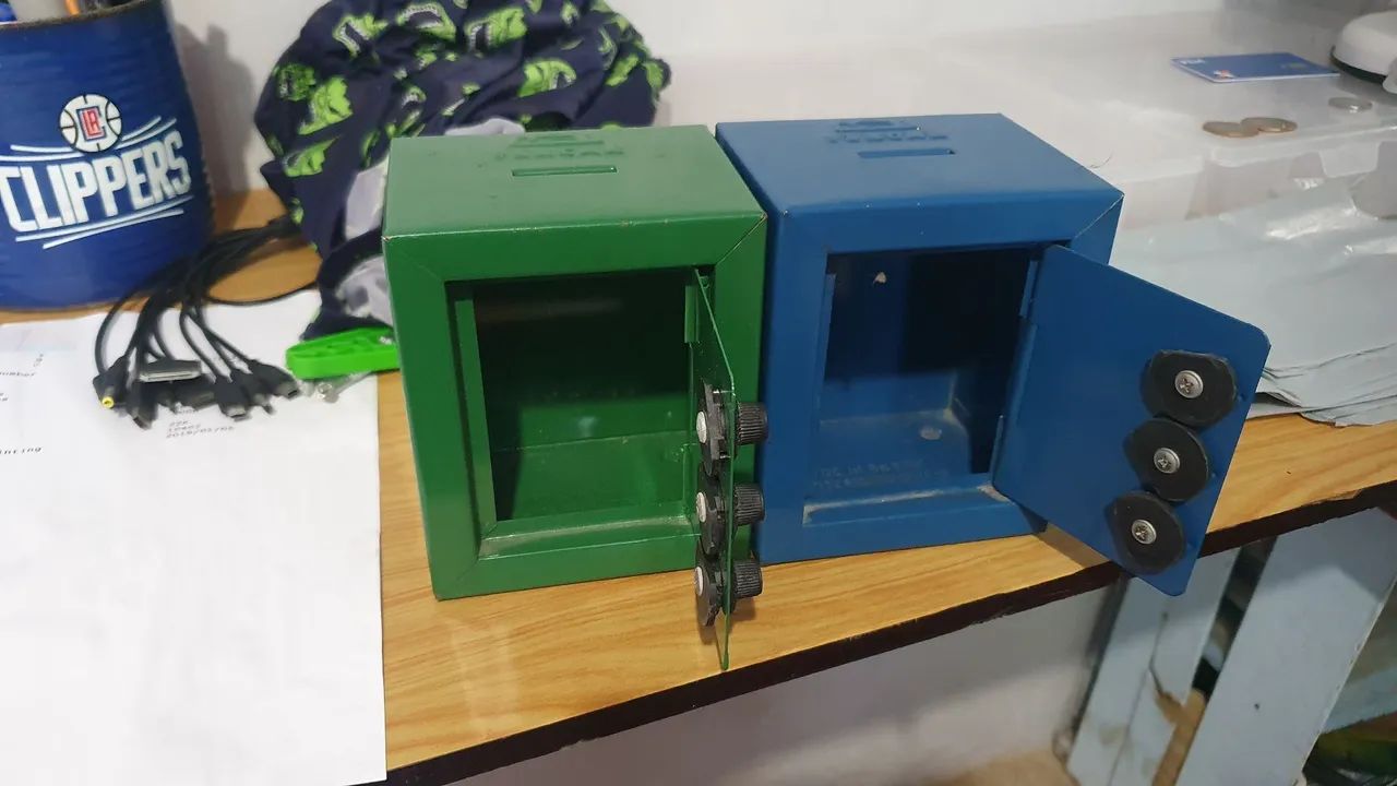 Cofrinhos Divertidos - Verde e Azul