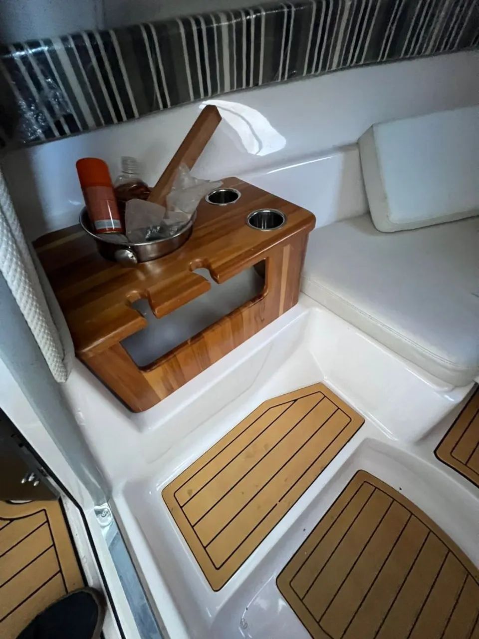 Lancha Focker 230 + motor 220hp - Foto 7