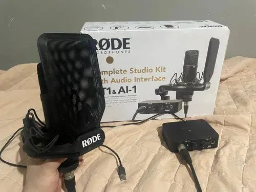 Rode Complete Studio Kit - NT-1+AI-1