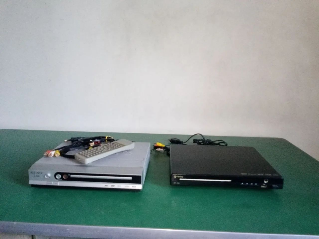 DVD NUNCA USADOS 30,00 CADA UM