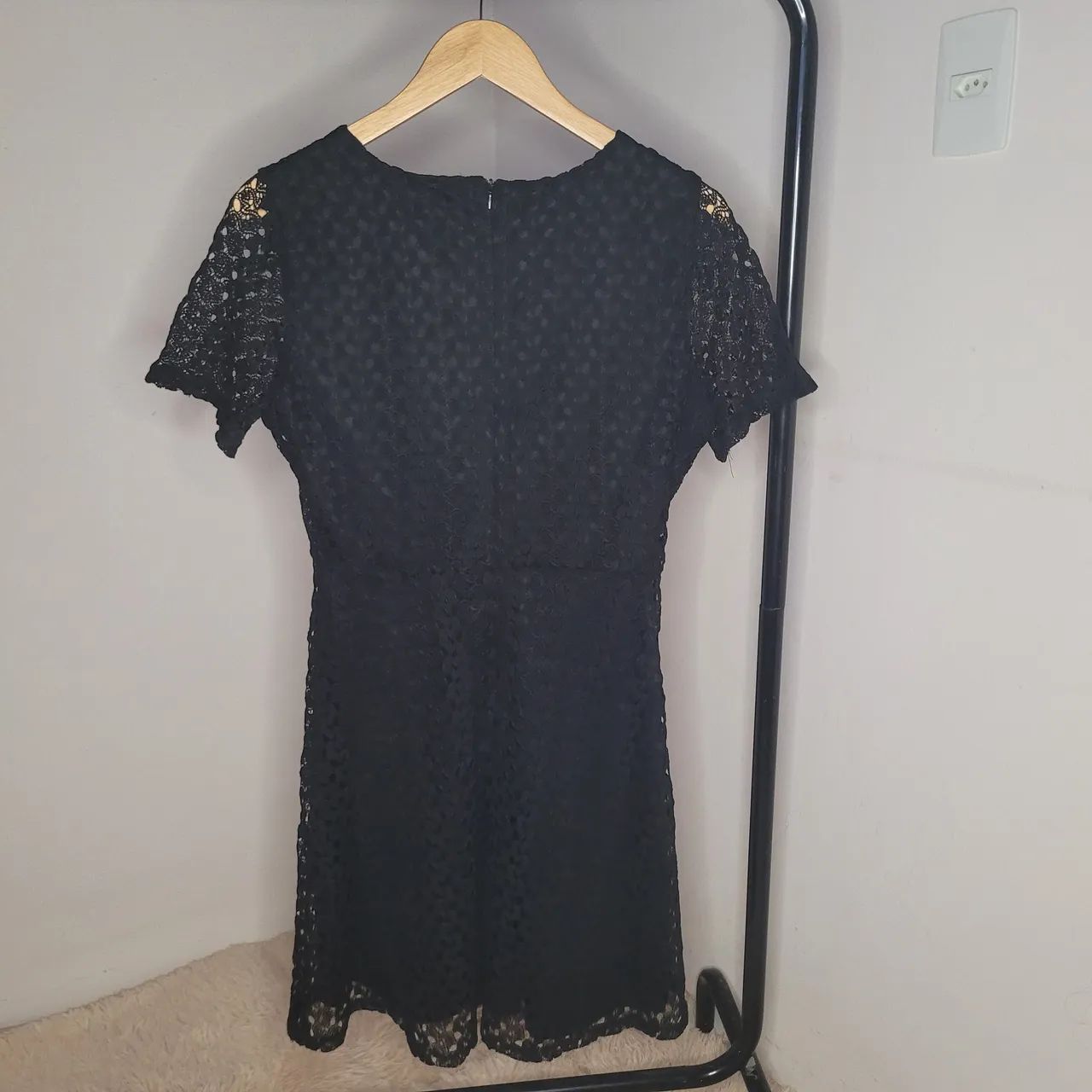 Vestido curto preto - Tamanho 40 - Foto 2