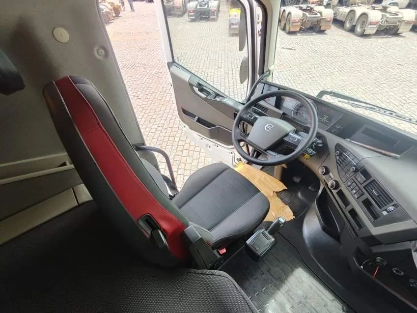 VOLVO FH 500 GLOBETROTTER 6x4. - Foto 11