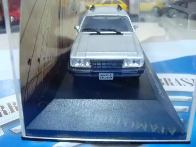 Miniatura Caravan Diplomata 4.1S 1988 Inesquecíveis #1r03 - Foto 5