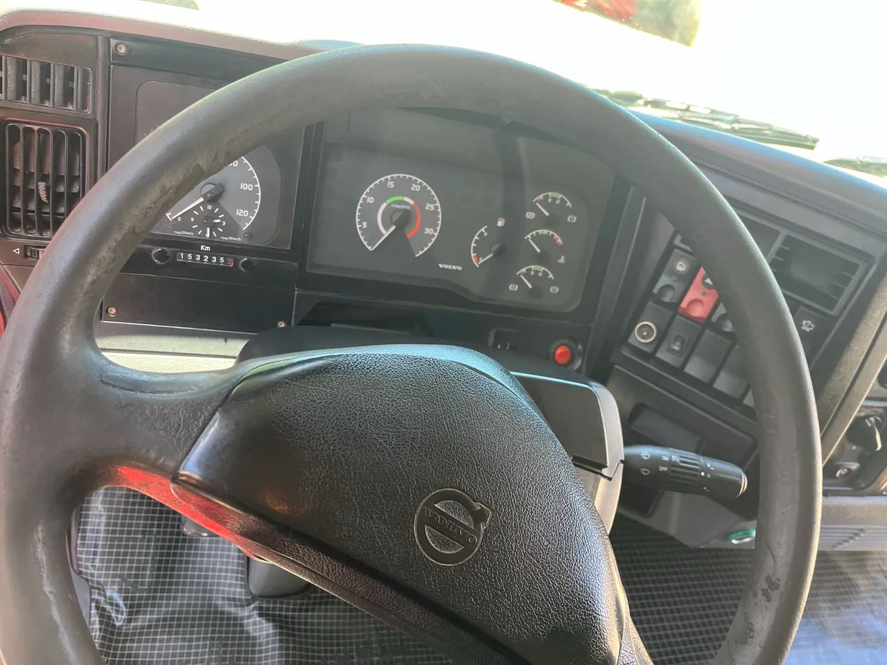 Volvo VM 260 ano 2010 único dono !!!! - Foto 6