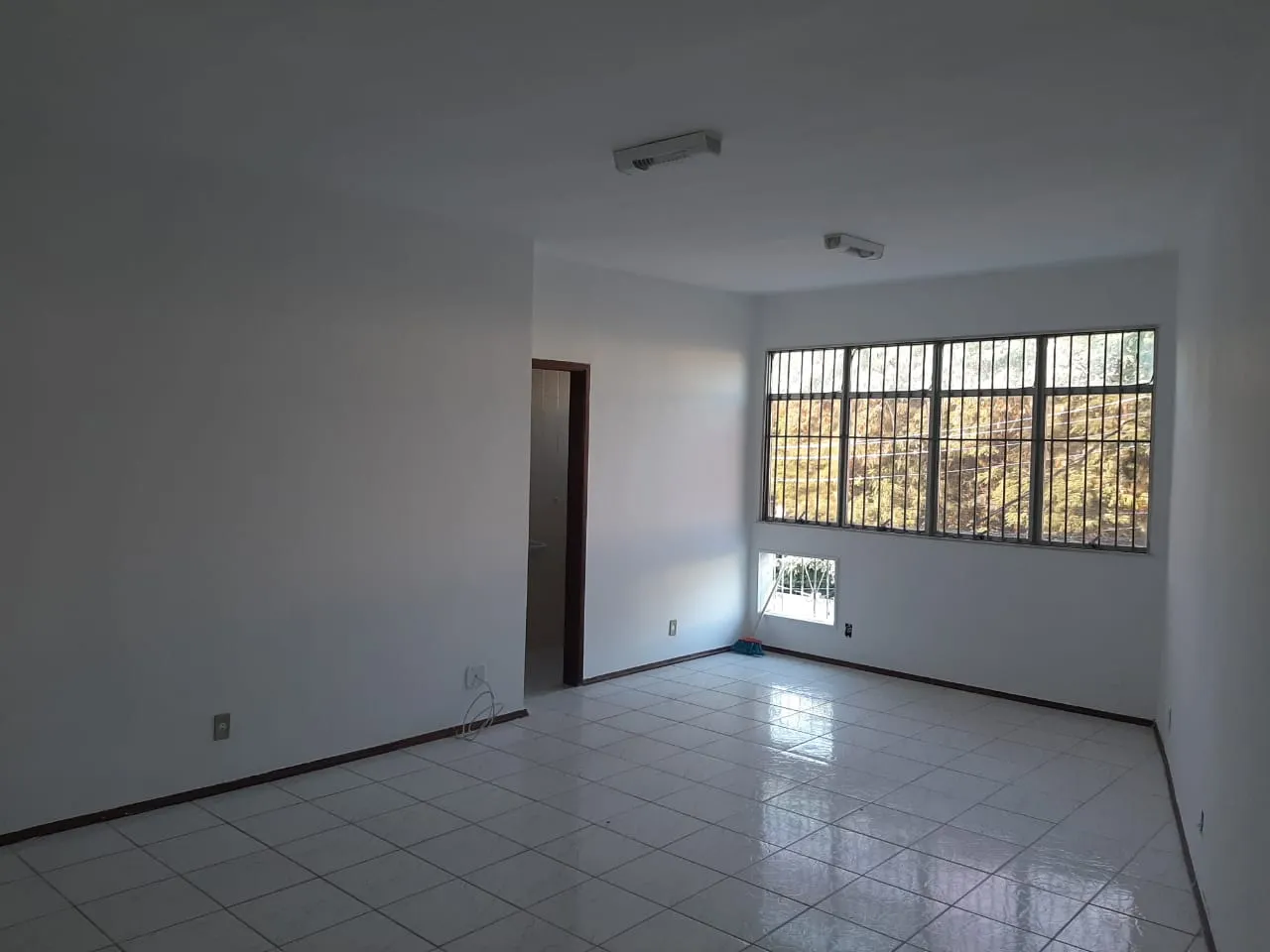 SALAS COMERCIAL AV JAMBEIRO - VILA VALQUEIRE