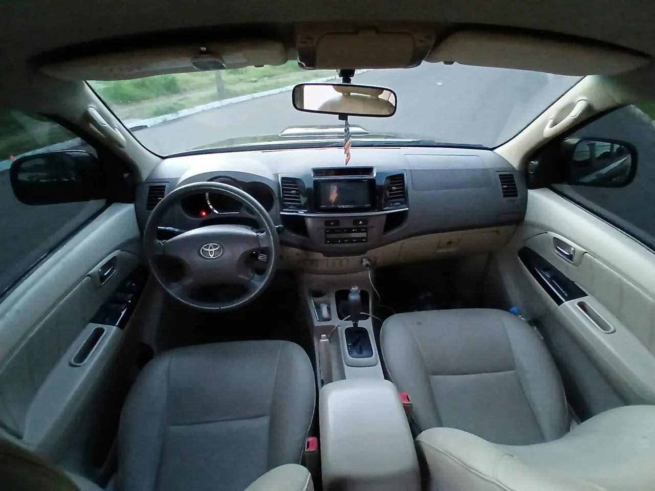 Hilux SW4 SRV Diesel 4x4 - Foto 4