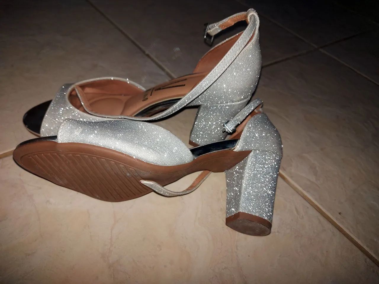 Sandália Vizzano Glitter Prateada - Foto 3