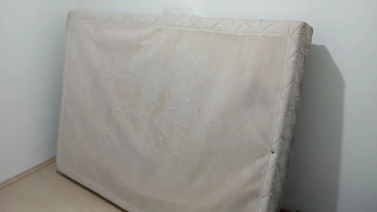Base de cama box - DOAÇÃO