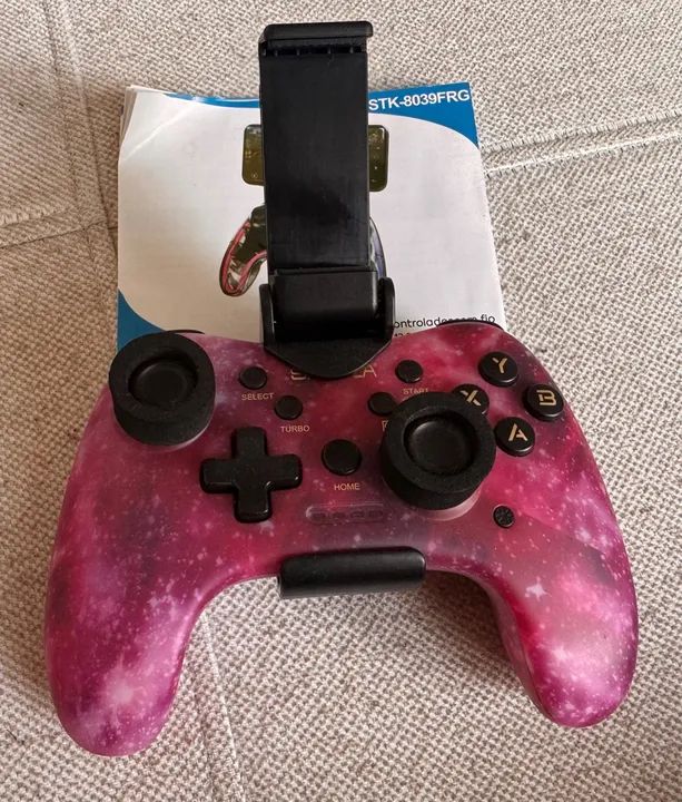 Controle de Vídeo Game/ TV e Celular com Suporte para Celular - Foto 2