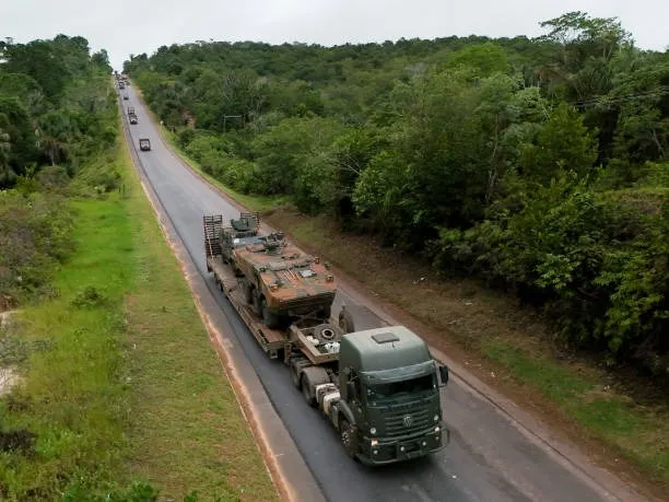 Fazenda 2.000 x 10.000 na BR 174 3.000.000