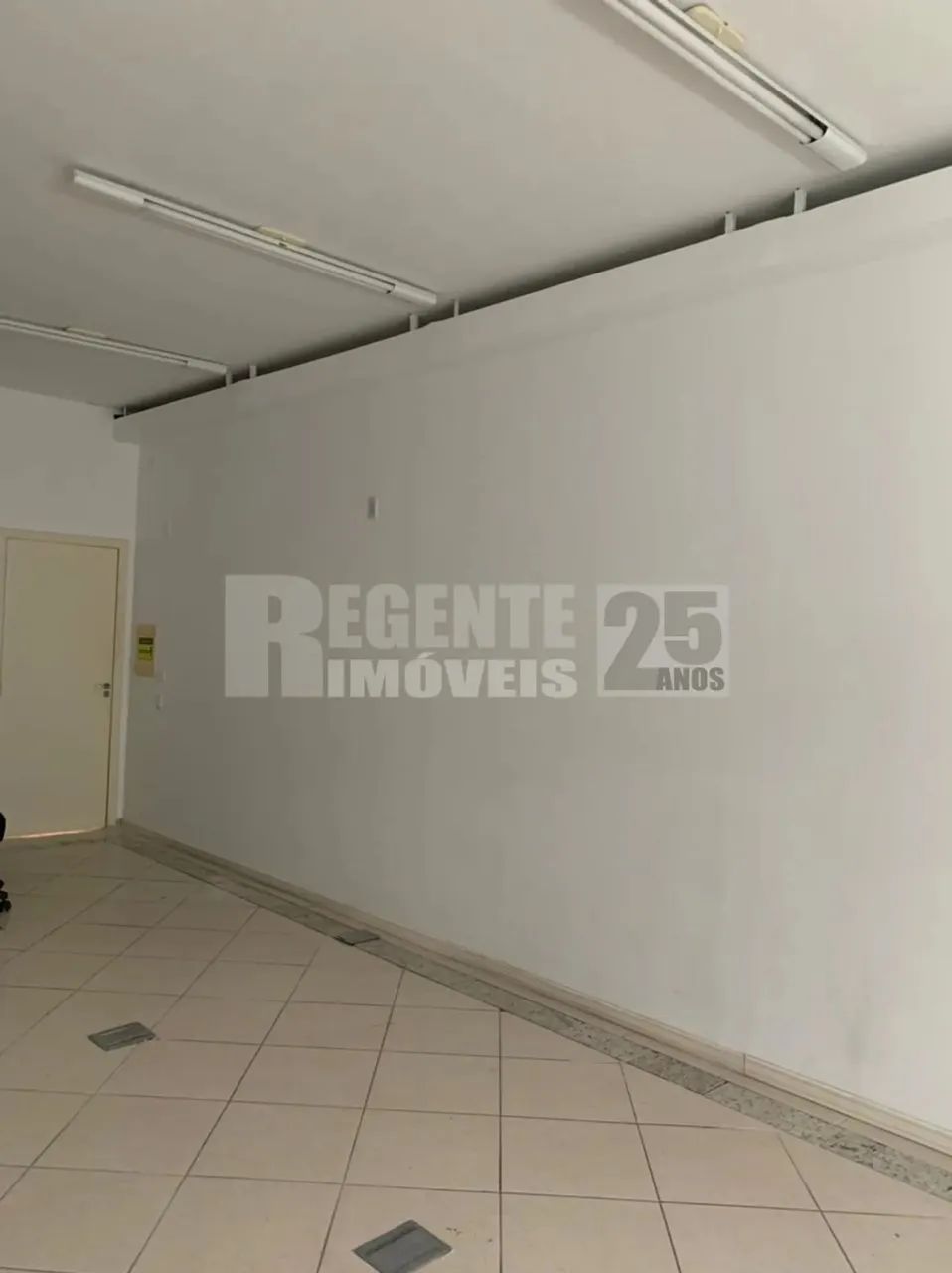 Sala comercial à venda no bairro João Paulo em Florianópolis - Foto 5