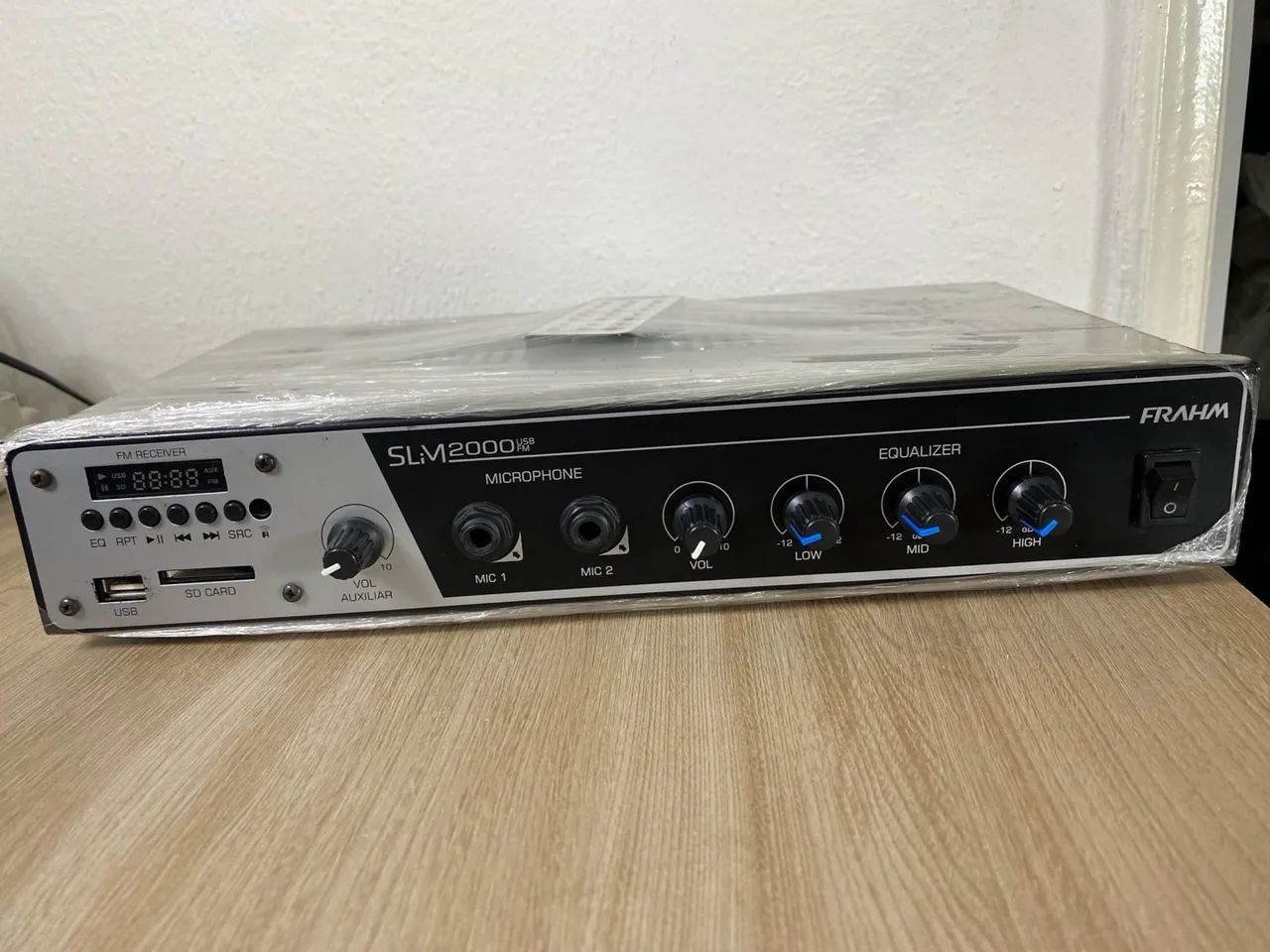 Mixer de Áudio Frahm SLM2000 USB - Usado