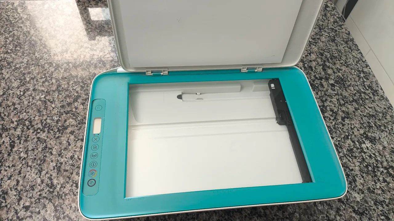 Impressora HP DeskJet Ink Advantage 2675 - Foto 2