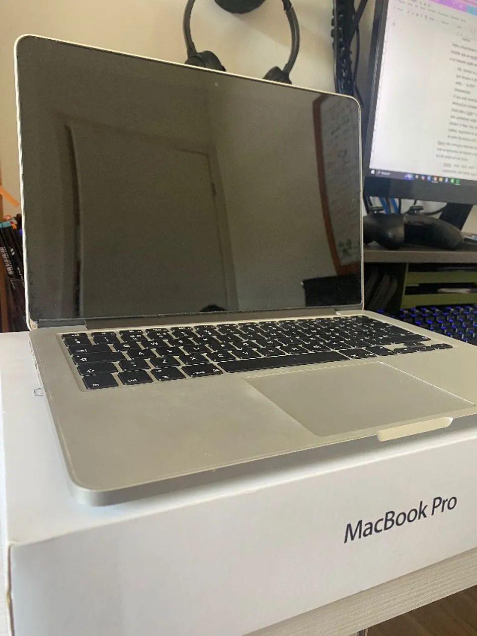 MacBook Pro Retina 13 A1502 (Mid 2014) ? liga, mas com defeitos