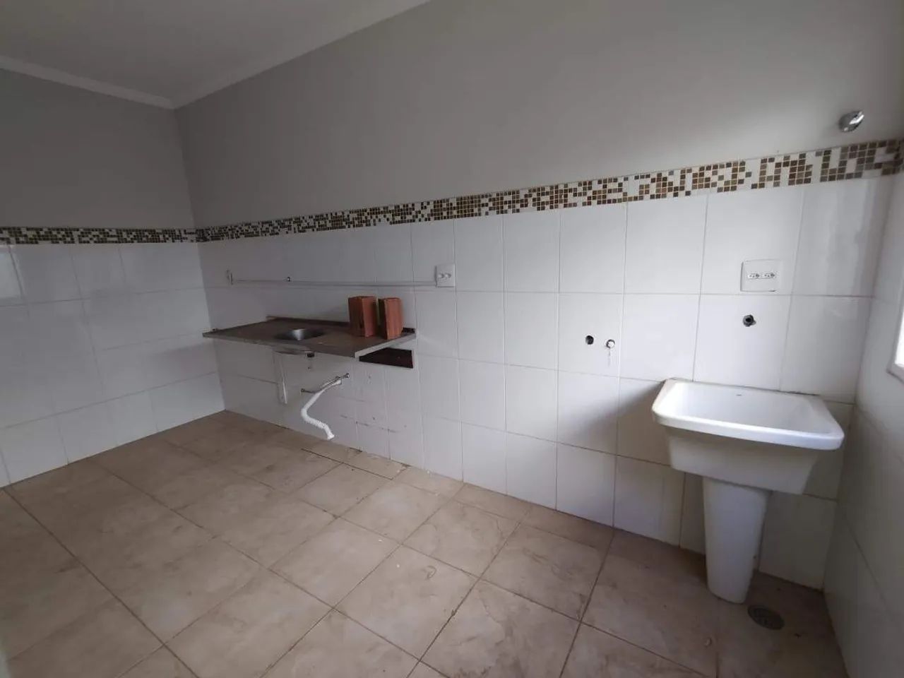 Apartamento no Bairro Jardim Itaporã, 2 quartos, 1 suíte, 1 vaga, RESIDENCIAL ANTONIO SERG - Foto 2