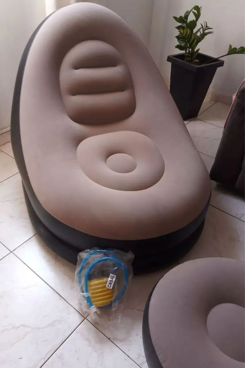 Poltrona inflável + puff super confortáveis. - Foto 3