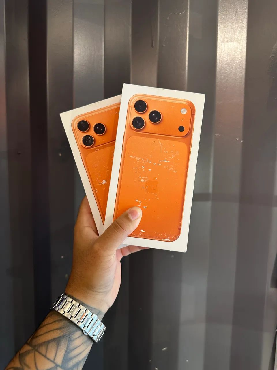 ? IPHONE 17 Pro max 512gb Laranja, lacrado ?