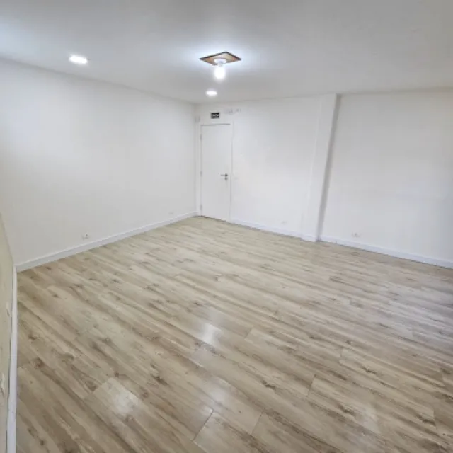 Sala Comercial - 27m2 - Tudo Incluso - Santa Felicidade