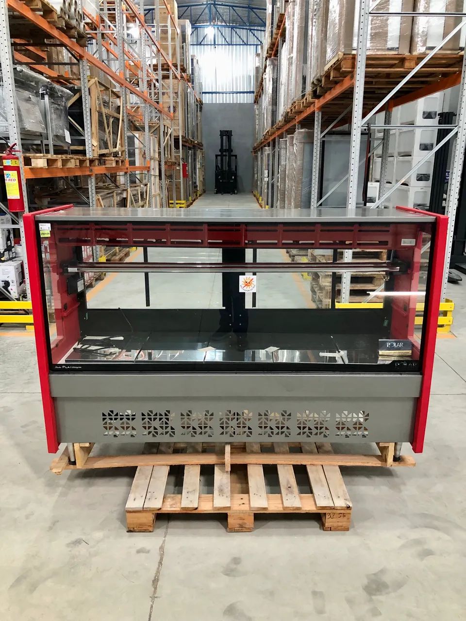 Balcão refrigerado de açougue de 1.75 da Polar - 220v