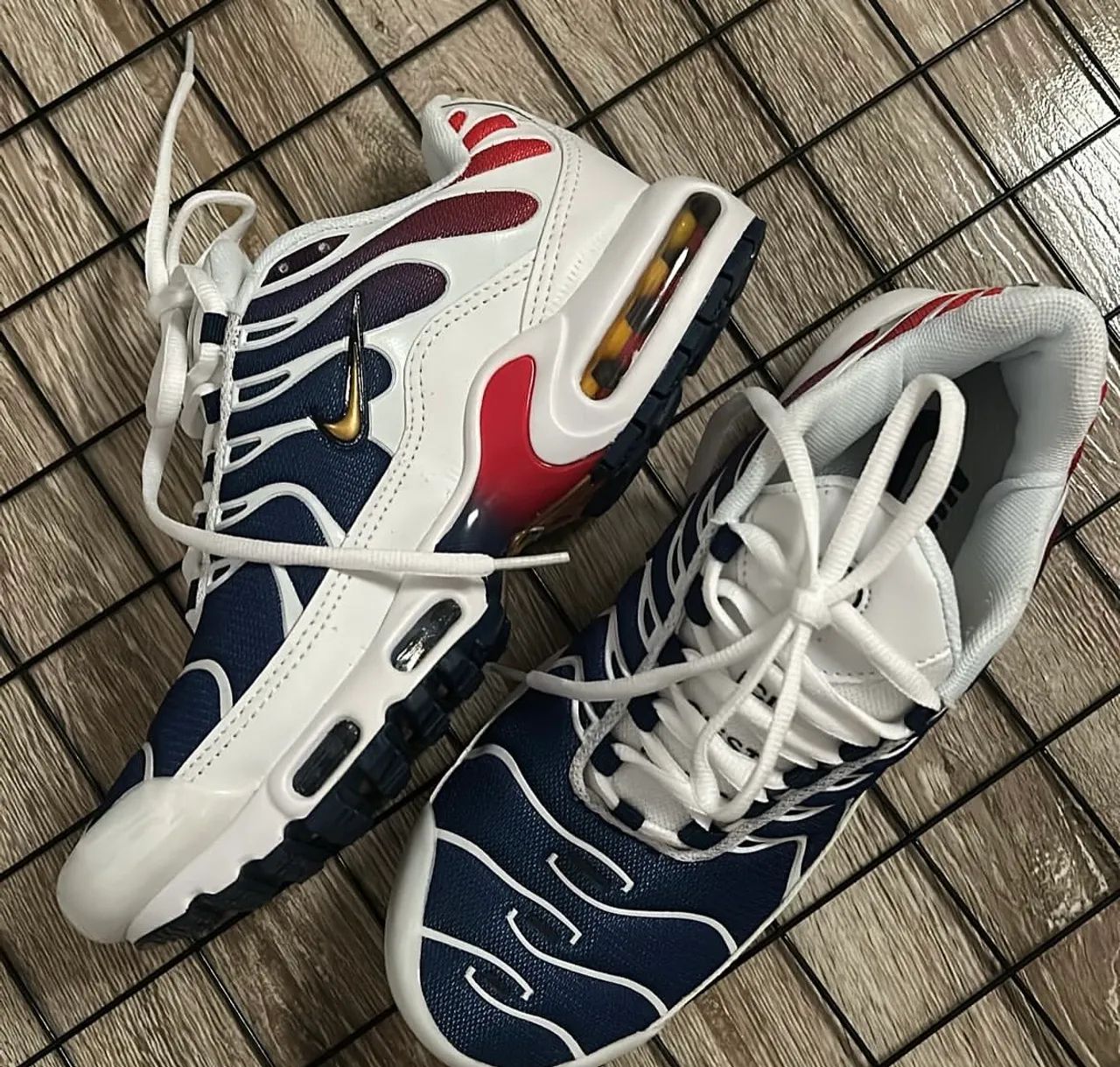 Tênis Nike Air MAX TN - Foto 2