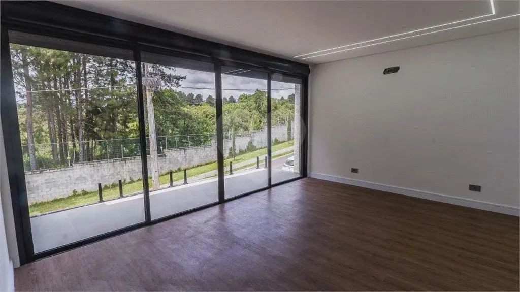 Sobrado para venda possui 190 metros quadrados com 4 quartos em Santa Cândida - Curitiba - - Foto 5