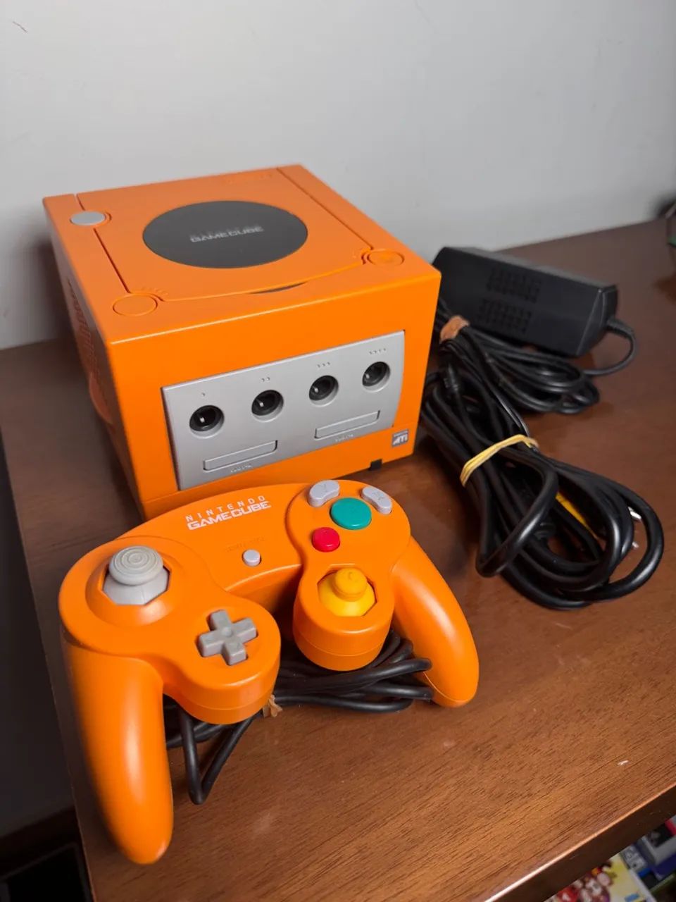 Nintendo GameCube Laranja Completo Consoles de Vídeo Game
