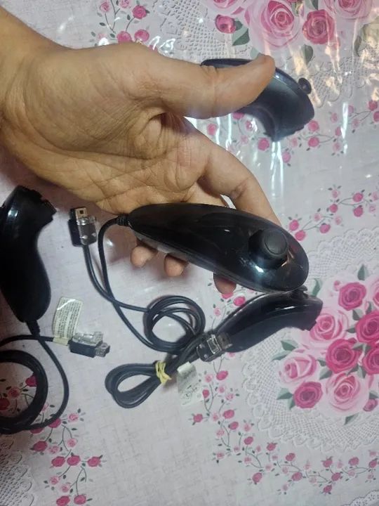 nunchuck controle valor individual  - Foto 2