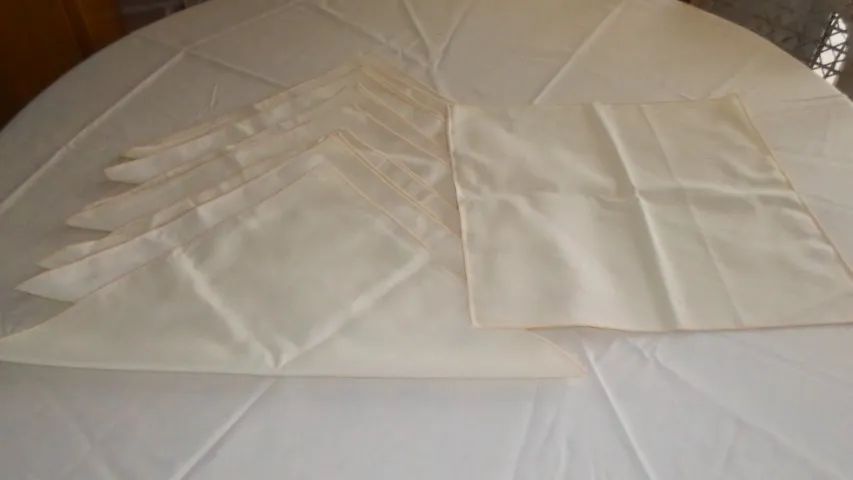 TOALHA TEBA DE MESA REDONDA COM GUARDANAPOS (6-8 lugares) - Foto 2