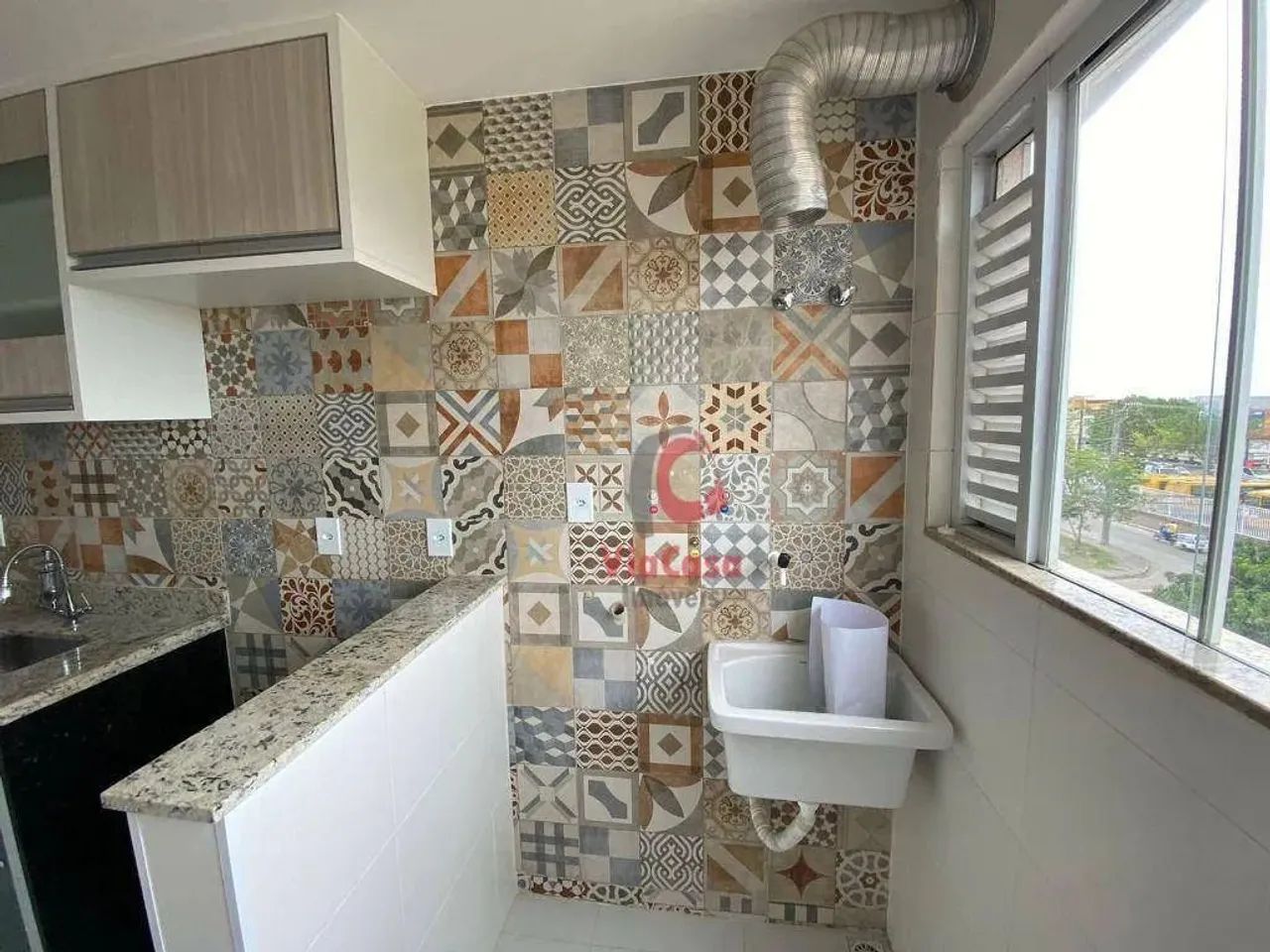 Apartamento com Elevador 2 Quartos Sendo 1 Suíte para alugar - Atlântica - Rio das Ostras/ - Foto 5