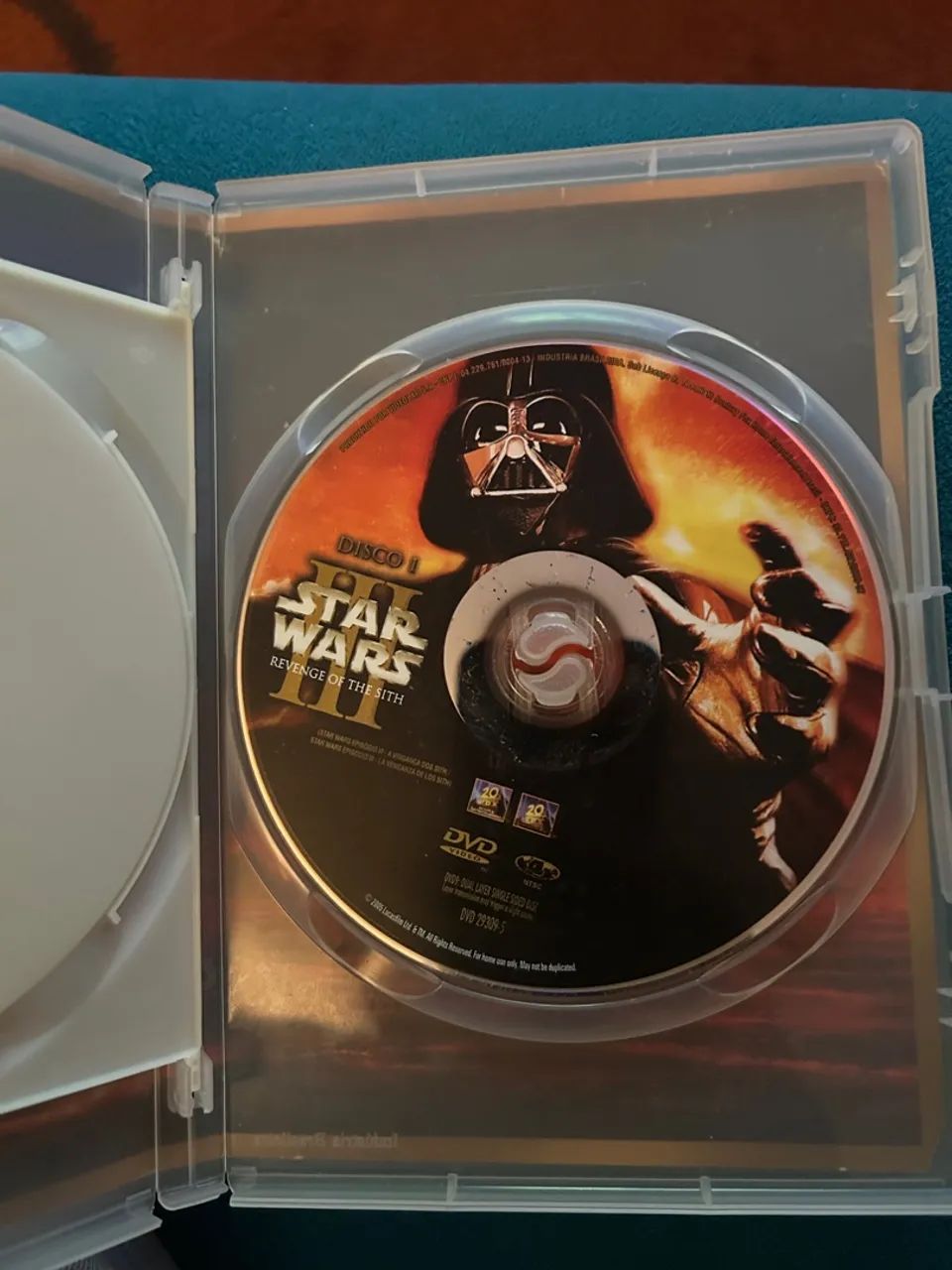 Star Wars Episódio III - A Vingança dos Sith (DVD) - Foto 3
