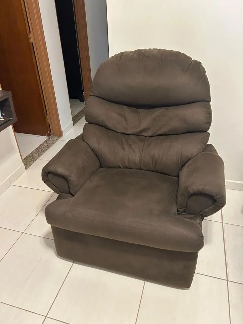 Poltrona Reclinável em Suede Marrom - Foto 2