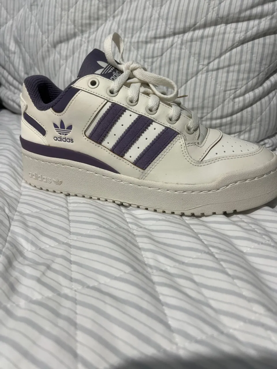 Tênis adidas feminino