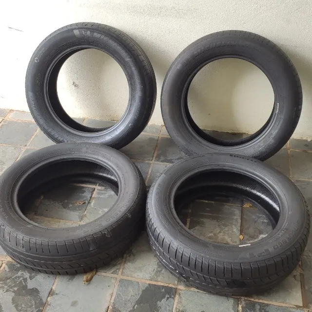 Jogo de pneus Michelin e Pirelli 185/60/R15