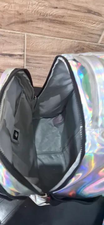 Mochila de rodinha infantil RB holográfica - Foto 4