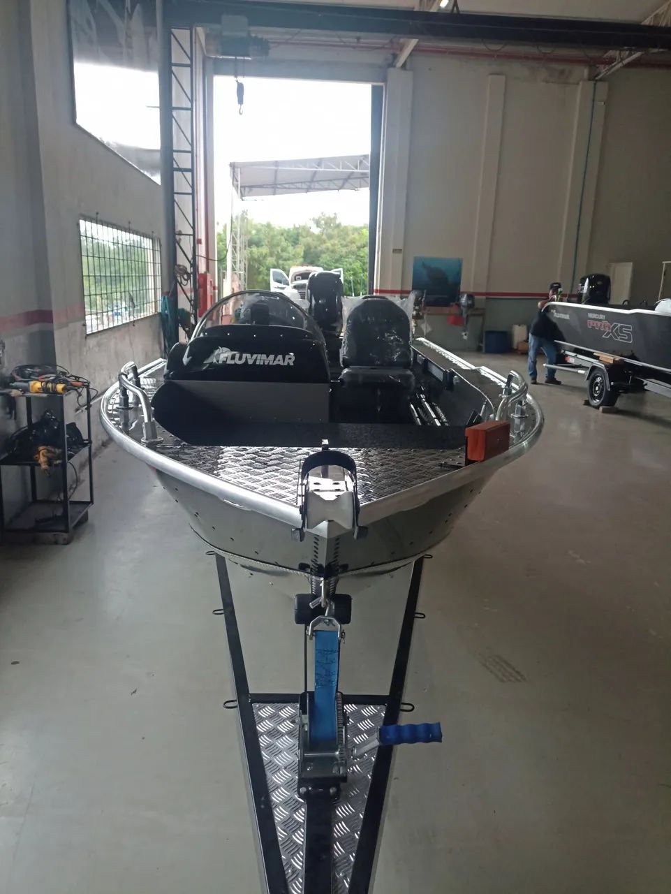Lancha Apache 17+ motor 60hp Mercury  - Foto 8