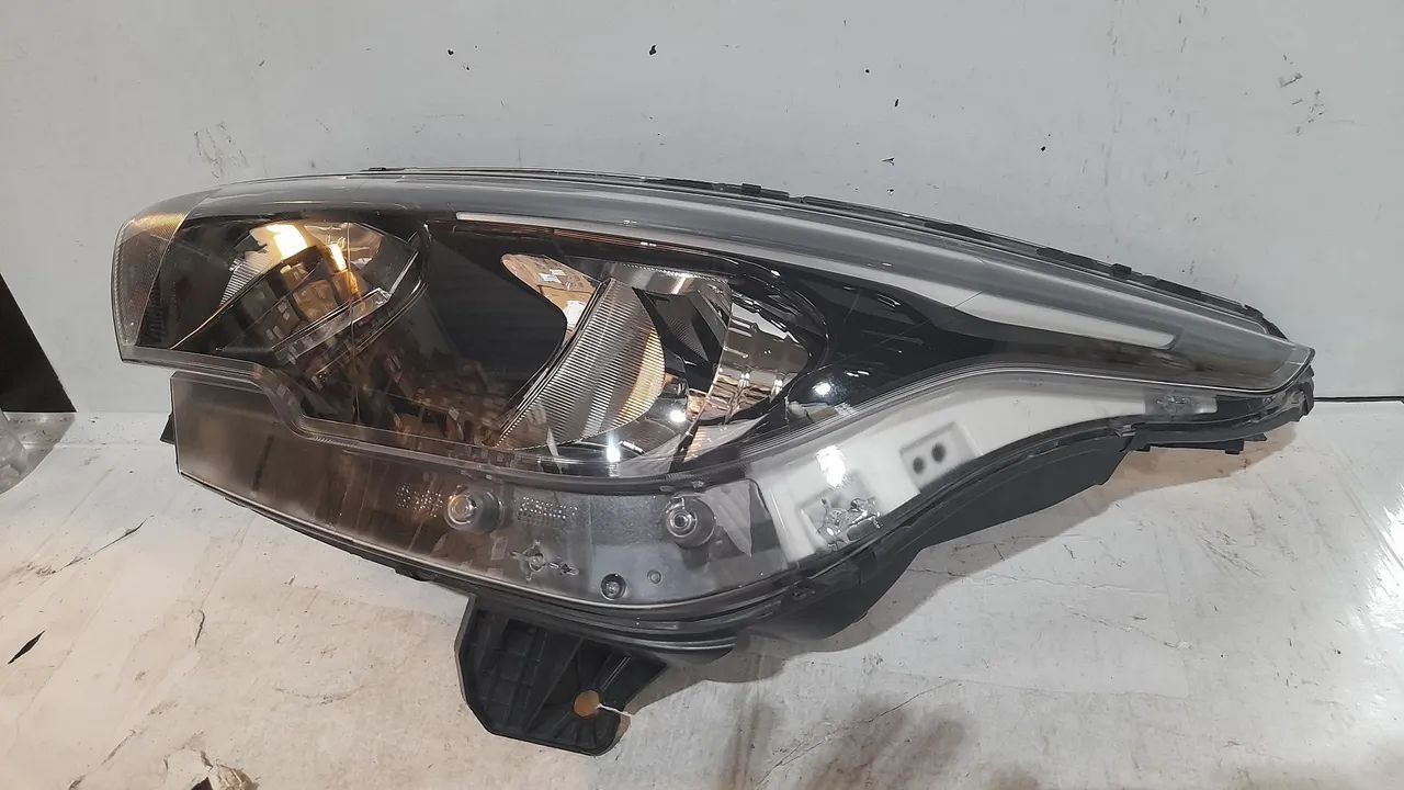 Farol Esquerdo Argo 2017 2018 2019 2020 Sem Led - Original  - Foto 3