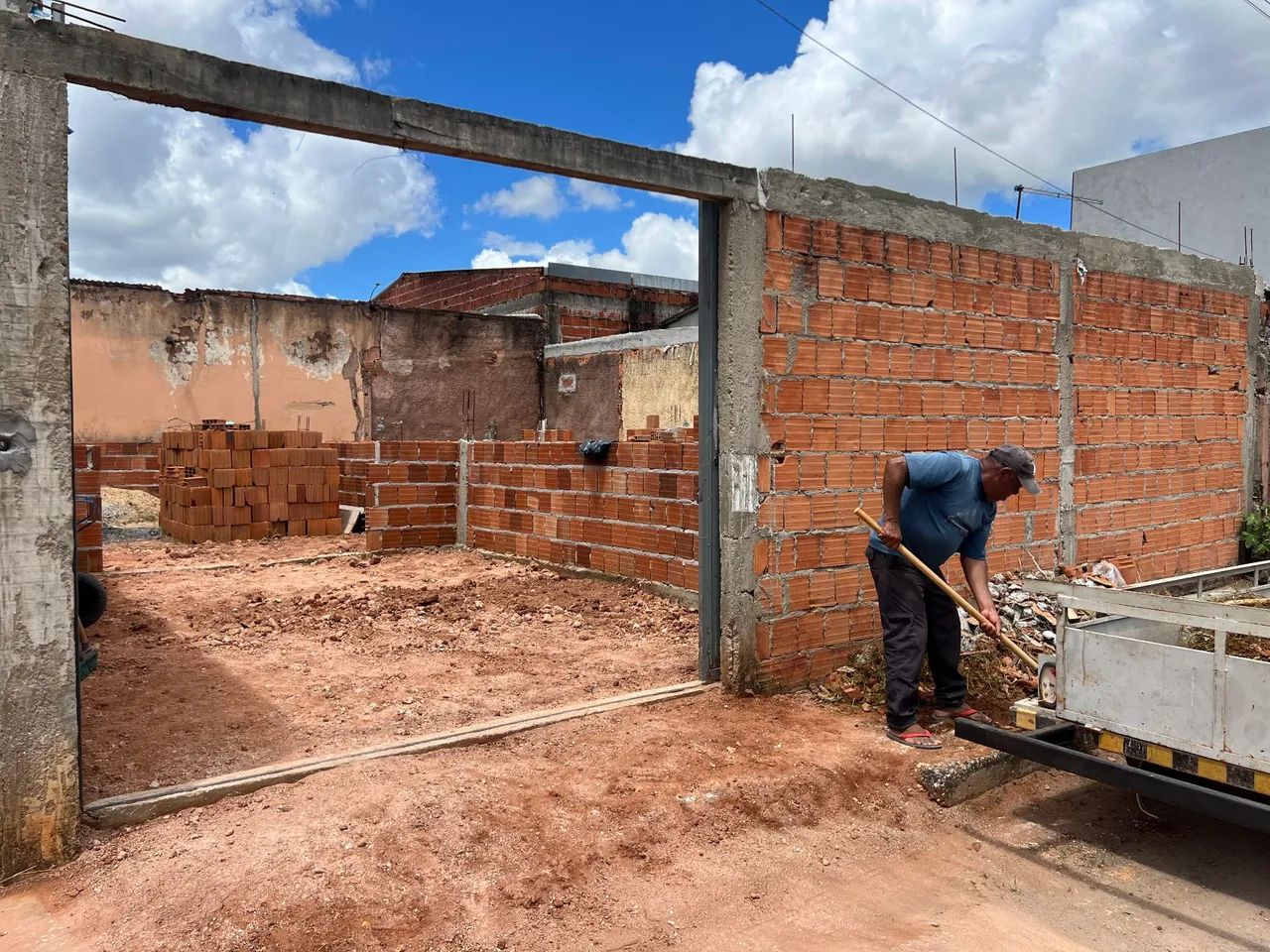 Lote com base da casa . No Arapoangas. - Foto 4