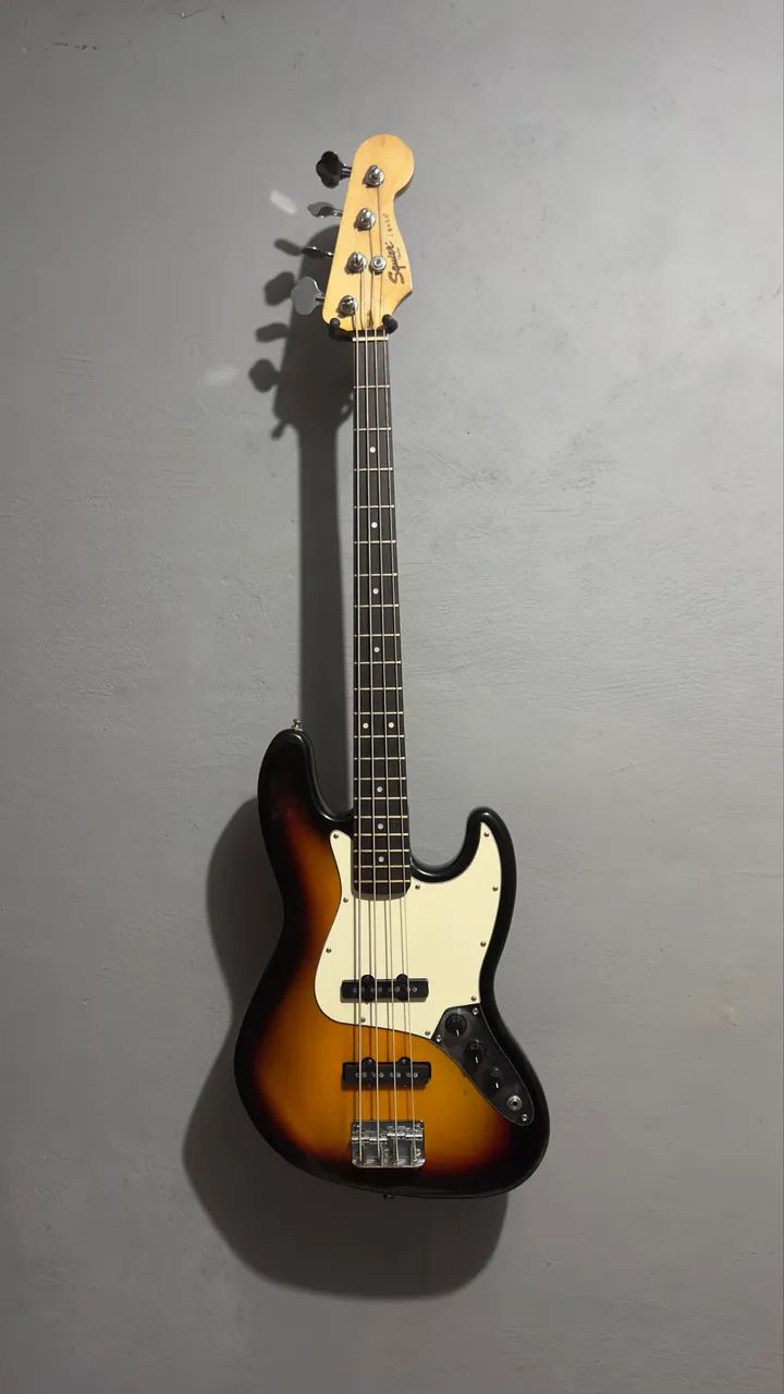 Baixo Fender Jazz Bass Squier California Series
