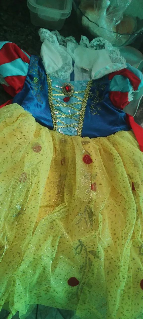 Vestido Branca de neve 2 anos  - Foto 2