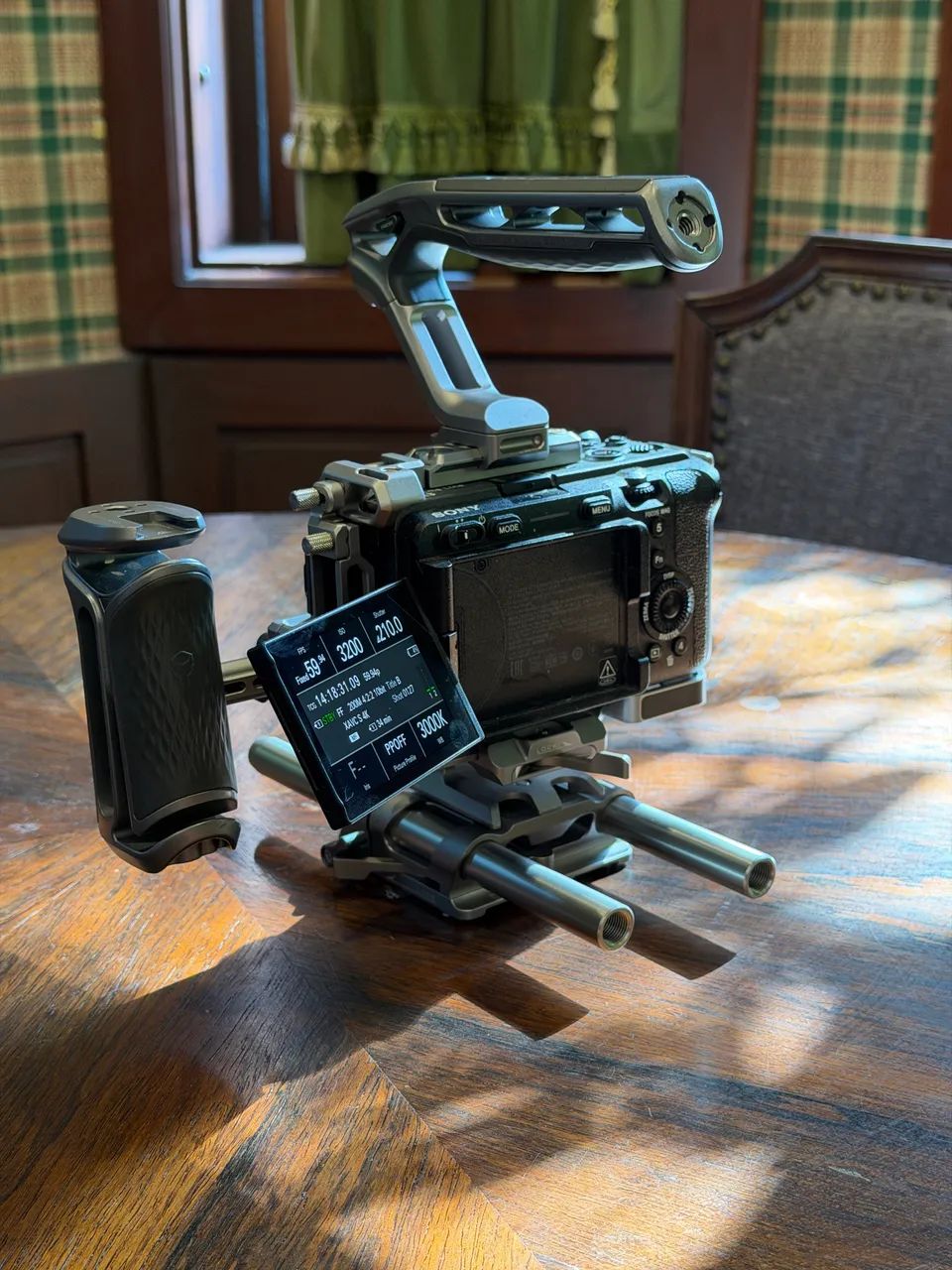 Sony FX3 + Cage Tilta V2 - Foto 4