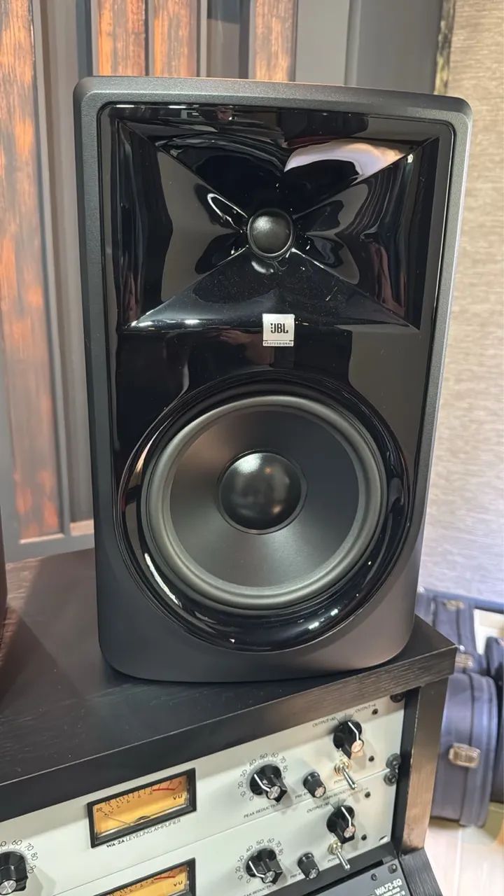 Monitor de referência JBL com Subwoofer  - Foto 2
