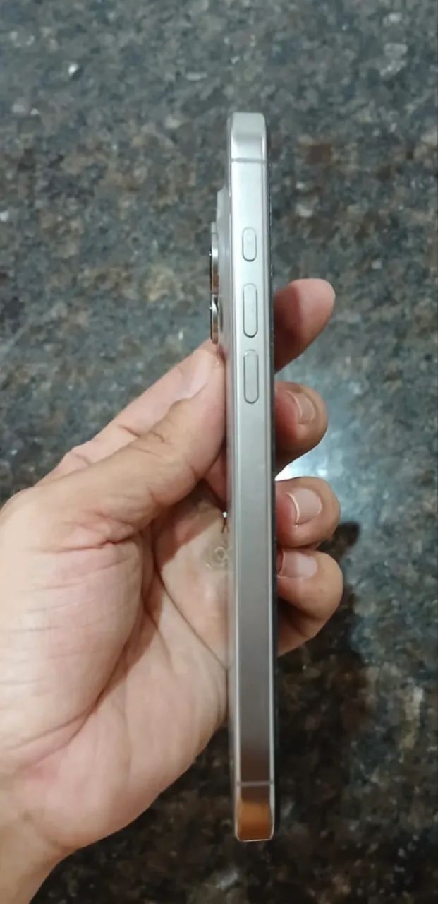 iPhone 16 pro max - Foto 4