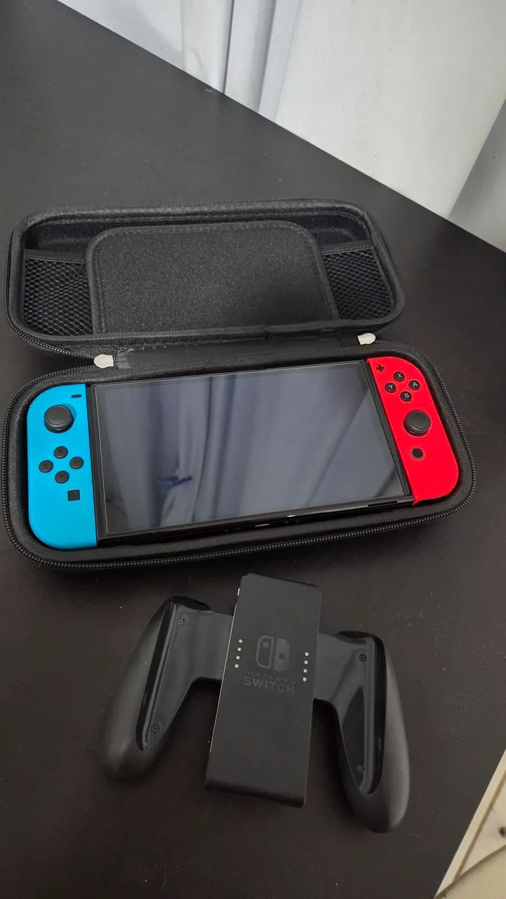 Nintendo Switch OLED + 3 Jogos + Pro Controller + Case + Caixa - Foto 5