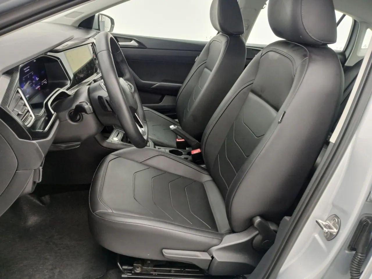 Volkswagen Virtus TSI 1.0 Flex 12V 4p Aut., foto 16 de 18