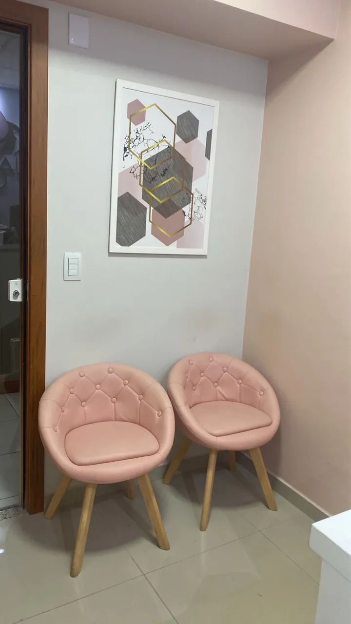 2 Poltronas Decorativas Rosé para Recepção/Consultório - Lindas - Foto 2